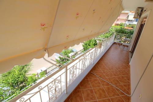 Apartment with Balcony image 2
