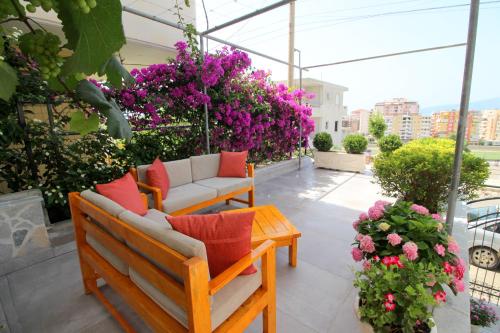 Apartment with Balcony image 4