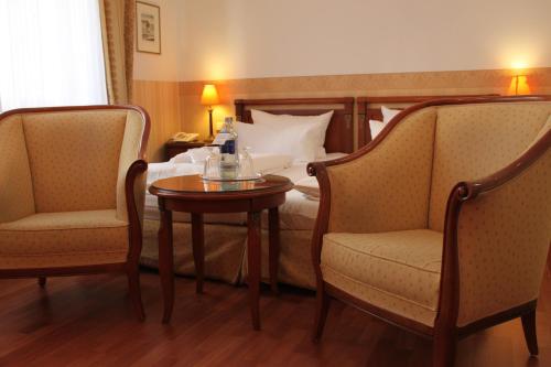 Hotel Deutscher Kaiser - image 7