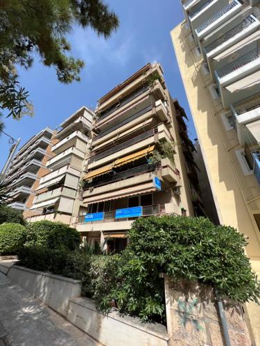 Peaceful Apartment by Flisvos Marina - Athenian Home - image 6