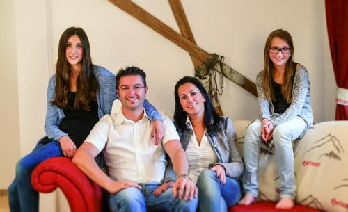 Hotel Garni Chasa Sulai - main image
