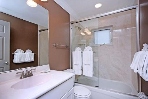Sanibel Arms C1 - main image