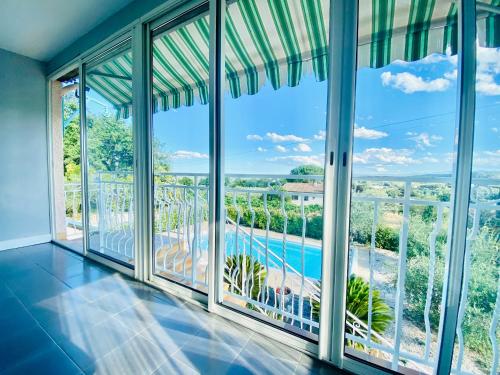 Kilátás, MAISON AXALY SAINT MARTIN D’ARDECHE 12 PERSONNES AVEC PISCINE in Saint-Martin-d'Ardeche