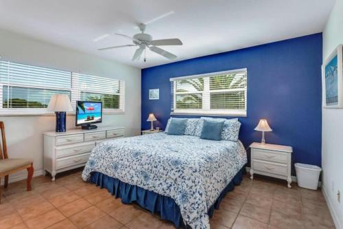 Sanibel Arms C8 - image 5