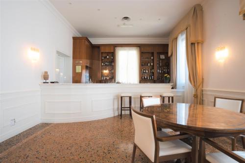 bar/salon, Rechigi Park Hotel in Fossalta