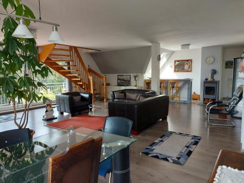 Ferienwohnung Frankfurt - Apartment - Neu-Anspach