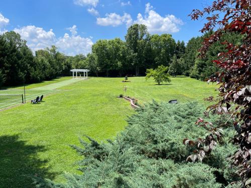 Whispering Oak Mansion in Other