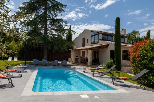 Belle Maison Contemporaine à 4KM de lourmarin gîte à louer Lauris