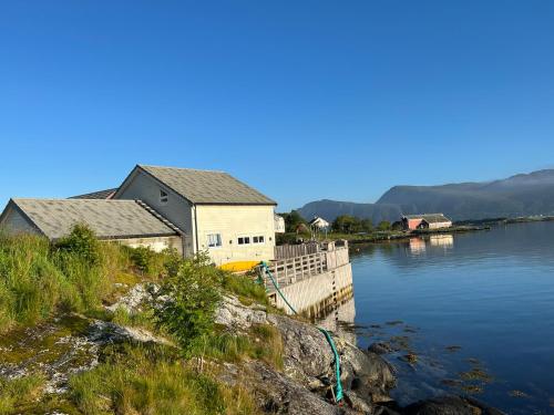 Torvholmen, Fosnavåg (photo 9)