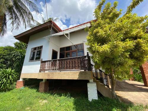 2-Bedrooms house near Bangtao Beach free wifi