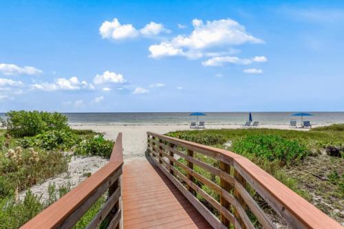 Sanibel Arms E3 - image 7