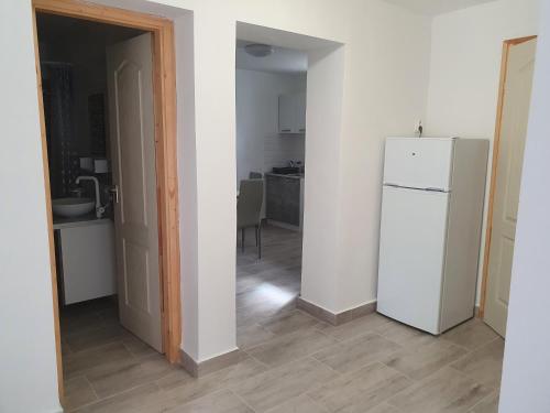 Vannas istaba, Família Apartman Cserkeszőlő (Familia Apartman Cserkeszolo) in Cserkeszőlő