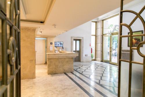 Millennium Inn Mendoza in Mendoza City Center