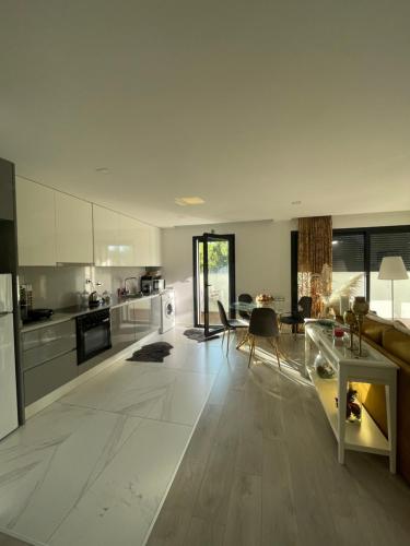 Quarto Privado em Alojamento Local perto do Rio Vez em Arcos de Valdevez in Giela