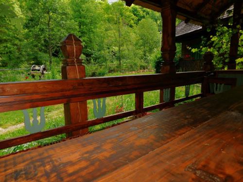 Balkons/terase, MARAMUREȘUL STRĂVECHI (MARAMURESUL STRAVECHI) in Budesti