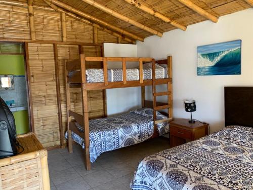 1 double bed, 2 bunk beds