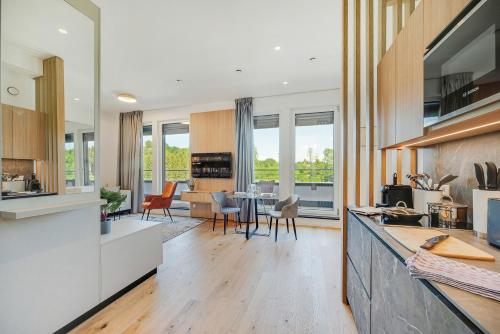 Küche, BRIGHT: Rosenheim Aicherpark in Rosenheim