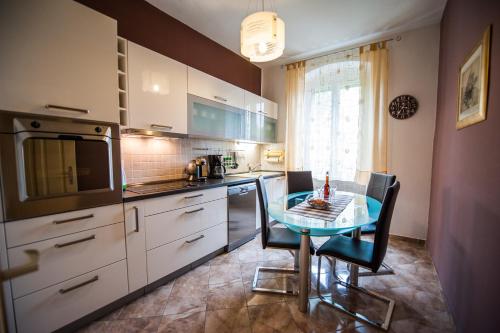 Downtown Apartment Nora, Split (photo 6)