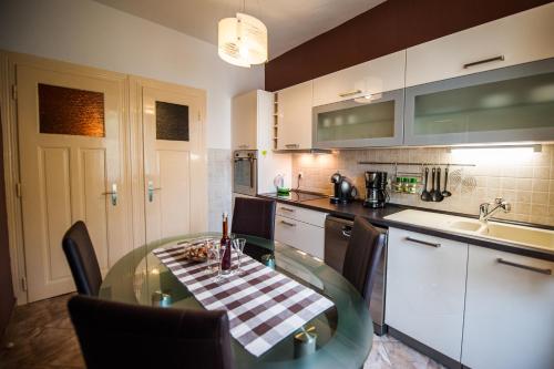 Downtown Apartment Nora, Split (photo 7)
