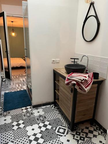Appartement cosy avec balcon, centre historique, Bordeaux (Foto 6)