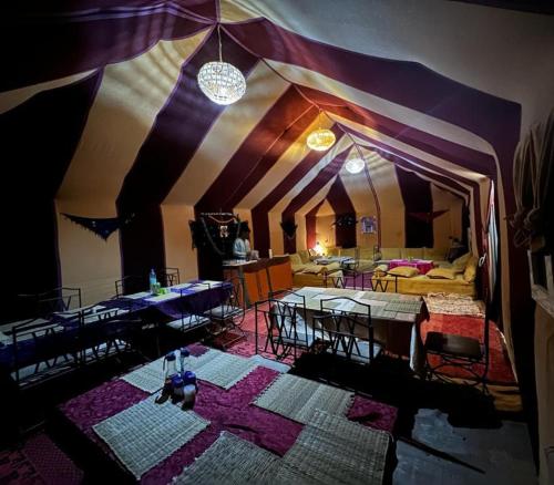 Restoran, Fabulous Desert Camp in Merzouga