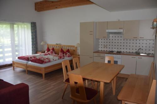 Landhaus Linser in Имст