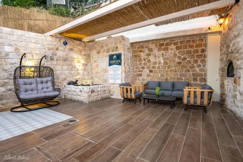 館内設備, מלכה בעתיקה in サフェド