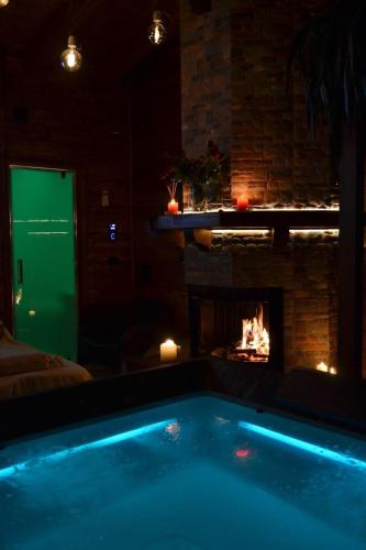 Mini spa in chalet bosco e trullo – Cisternino, AR