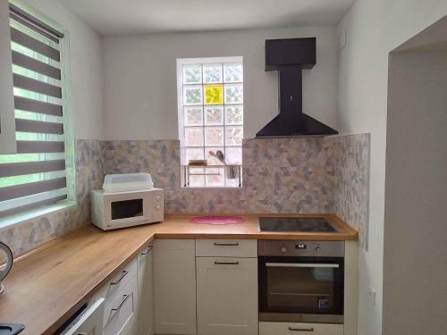 Apartment in Dramalj 41604 - image 4