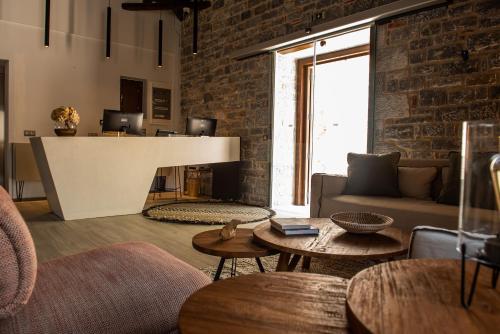 Vestabils, Manifest Boutique Hotel in Oitilo