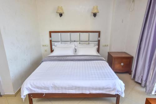 Hotel Home – Batumi, IL