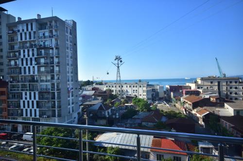 Hotel Home – Batumi, IL