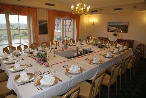 Restoran, Flair Seehotel Zielow in Ludorf