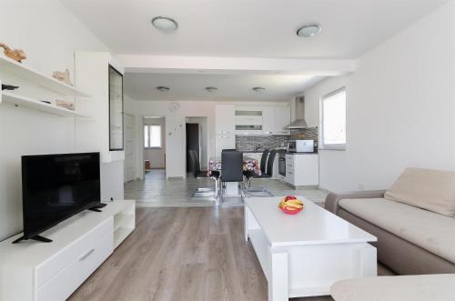 Two-Bedroom Apartment - Second Floor image 10