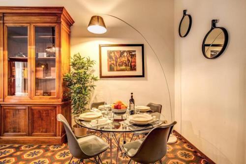 Navona Stylish Apartment, Рим (фото 2)