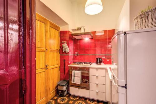 Navona Stylish Apartment, Рим (фото 7)