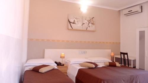 Superior Triple Room with Terrace