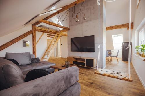 Drive Caffe Apartments