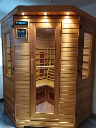 Sauna, Gîte des biches (Gite des biches) in Sommerau