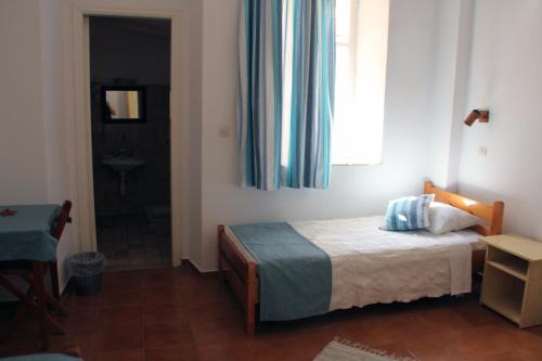 Medieval Rose Hotel - main image