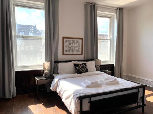 Alina & Fanny - Philadelphia S Broad St