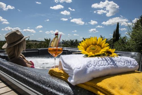 37093370 Hotel Belvedere Di San Leonino