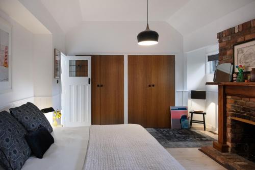 Cornish Hill House – Daylesford, FL