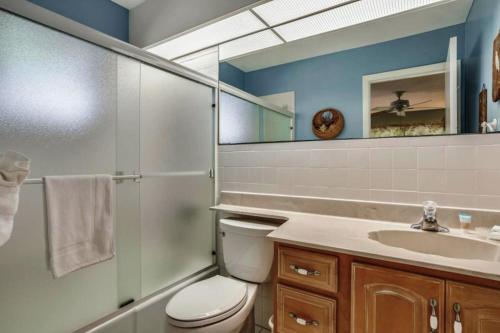 Sanibel Arms D8 - image 6