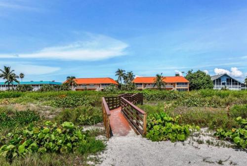 Sanibel Arms D8 - image 10