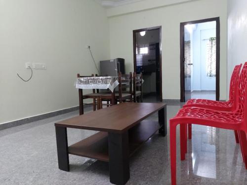 Feel like home near pmpalem in Bheemili