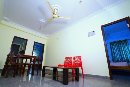 Feel like home near pmpalem in Bheemili