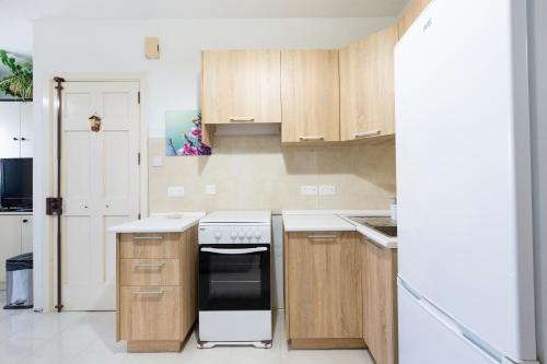 NE1 - Lovely 2 bedroom apartment. Perfect location, Mellieħa (zdjęcie 7)
