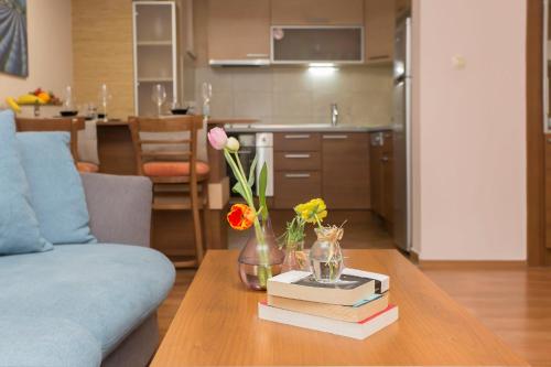Sofia Central Hotel Apartments - image 12