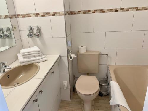 Ferienwohnung 15 im Haus Residenz - image 4